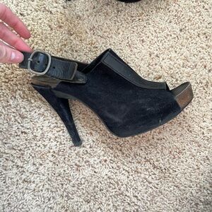 PEDRO GARCIA Black Suede Open Toe Adjustable Back Heel Size 40 super comfortable